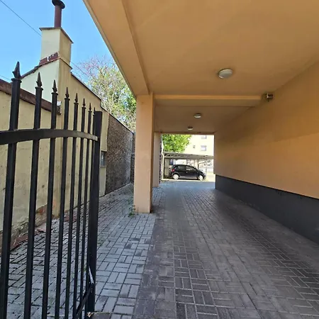 Stan Na Dan Centar Lejlighed *